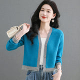 Spring And Autumn 2025 New Knitted Cardigan Fashion Design Short Piece Of Sweater Small Coat Female Explosive Top