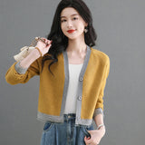 Spring And Autumn 2025 New Knitted Cardigan Fashion Design Short Piece Of Sweater Small Coat Female Explosive Top