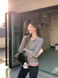 Cold-Indiverted Polo Collared Long-Sleeved Knitted Shirt Women In The Spring To Wear A Special Small Top-Bottomed Sweater