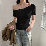 Slanted Shoulder Short-Sleeved T-Shirt Women's Summer 2025 New Beautiful Shoulder Sexy Hottie Design Sense Niche Chic Top