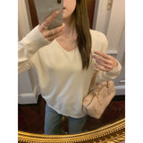 Oatmeal Color Autumn V Neck Collar Collar Collar Collar Collar Collar Collar Long-Sleeved Knitted Shirt Women Fashion Age Reduction In The Ocean Gas Bottom Blouse