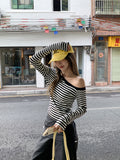 Black And White Striped Oblique Shoulder Long-Sleeved T-Shirt 2026 Spring Chic Beautiful Hot Girl Style On The Shoulder