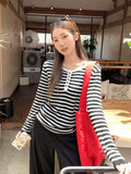 Round-Neck Striped Splicing Colliding Color Knitted Long-Sleeved T-Shirt For Women 2026 Early Autumn Button Design With A Sense Of Body On The Shoulders