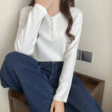 Grinding Hair Chic Design Feeling White Long-Sleeved T-Shirt Women With V-Neck Knitted Bottom Shirt 2026 Autumn And Winter New Top