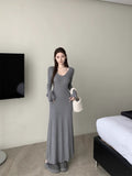 2025 Vintage Temperament V-Necked Horn Sleeve Dress Women's Autumn And Winter Body To Collect Waist Thin Feeling Long Skirt
