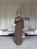 In The Autumn And Winter Of 2025, The New Female Style Style Elegant Cushion Shoulder Long Coat Woman