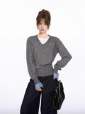 Grey V-Necked Two Long-Sleeved Knitted Sweaters For Women's Autumn And Winter Wears A Short Skirt To Repair Their Bodys