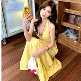 Romantic French V-Necked Neck Dress Woman 2025 Summer New Design Sense Of Small Gentle Holiday Style Dress