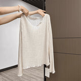 European Gray V-Neck Short-Sleeved Summer T-Shirt Girl 2025 New Design To Repair The Slim Solid Color Fish Bone Waist Top