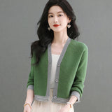 Spring And Autumn 2025 New Knitted Cardigan Fashion Design Short Piece Of Sweater Small Coat Female Explosive Top