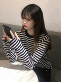 Striped Long-Sleeved T-Shirt Lady Early Spring And Autumn Coat Wears 2025 New Bottoming Shirt Inside The Blouse Small Retro