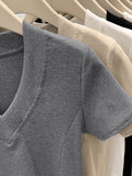 European Gray V-Neck Short-Sleeved Summer T-Shirt Girl 2025 New Design To Repair The Slim Solid Color Fish Bone Waist Top