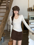 Solid Color Shoulder V-Neck Long-Sleeved Knitted Shirt Woman 2026 Autumn New Body To Close The Waist And Put On The Bottom Shirt Top