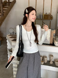 White V-Neck Shoulder Long-Sleeved T-Shirt 2026 Autumn New Bottoming Shirt Inside The Slim Atmosphere Of The Woman