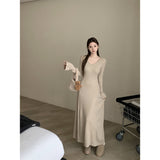 2025 Vintage Temperament V-Necked Horn Sleeve Dress Women's Autumn And Winter Body To Collect Waist Thin Feeling Long Skirt