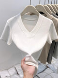 European Gray V-Neck Short-Sleeved Summer T-Shirt Girl 2025 New Design To Repair The Slim Solid Color Fish Bone Waist Top