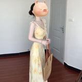 French High-End V-Necked Floral Sling Dress Woman's New Summer 2025 Waist-Skinny Leaf Side Dress