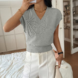 Dili Leisure Vacation Deep V Solid Color Short Sleeve Sweater Women's Winter 2025