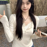 Lace Lace Splicing Broken Flowers Two Women's Bottoming Shirt Inside The Autumn And Winter Design Feeling Long-Sleeved T-Shirt