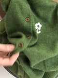 2025 Early Autumn Super Look Unique Beautiful Blouse Loose Lazy Wind High-End Green Knitted Cardigan Woman