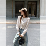 White Lotus Lace Lace Doll Collar Long-Sleeved Shirt Women 2026 Button Tight Under The Bottom Shirt